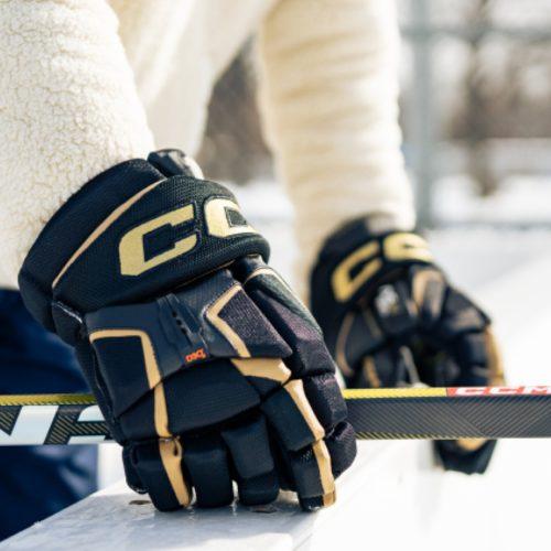 CCM TACKS AS-V PRO JÄÄKIEKKOHANSKAT - Image 5
