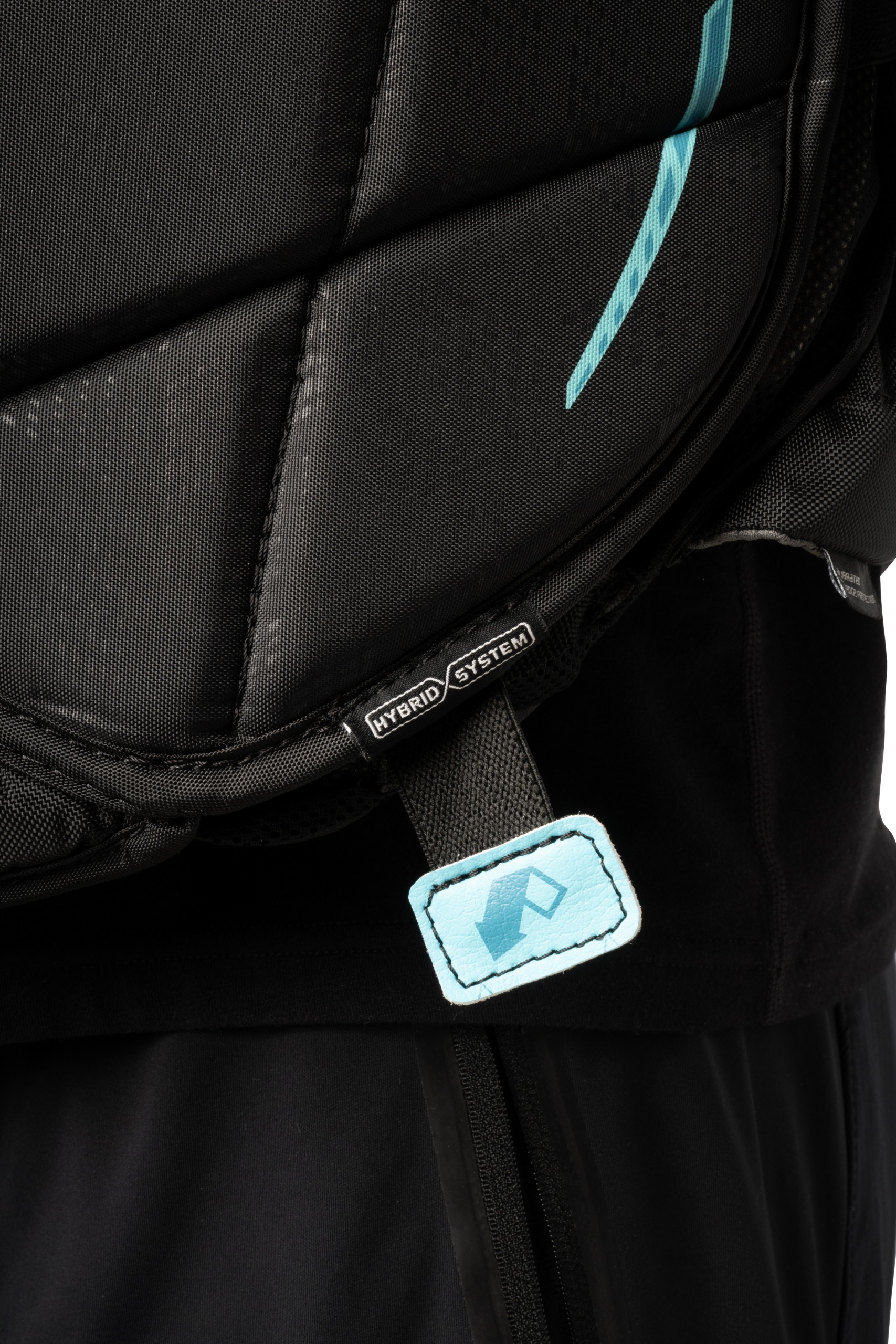 BAUER SUPREME FUSE RINTAPANSSARI - Image 4