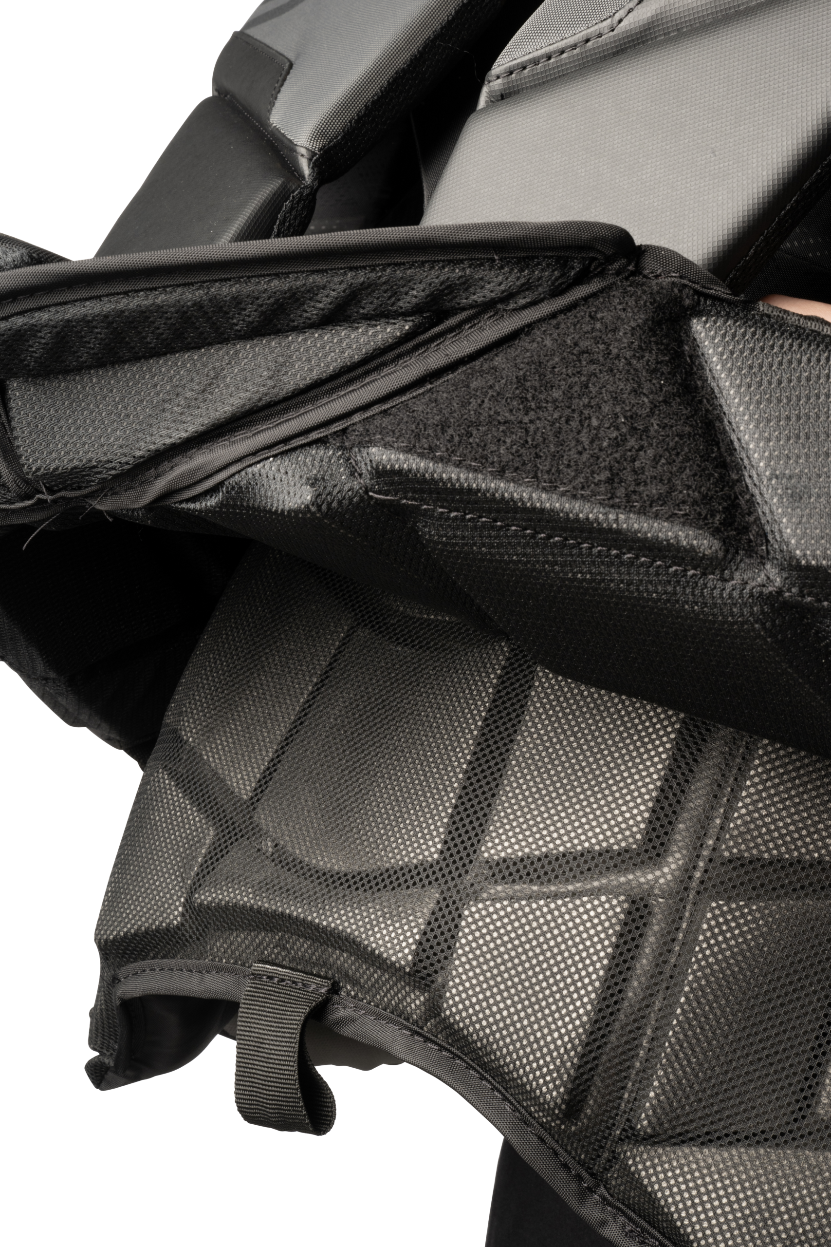 BAUER SUPREME FUSE RINTAPANSSARI - Image 6